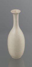 Vase on saucer. Vase made of stoneware or thick porcelain?, ovoid with a long cylindrical neck