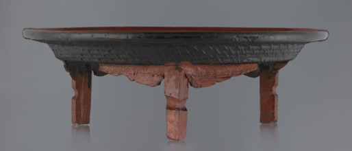 Ritual vessel, gift, Burmese art, Burmese culture, religious rites. Tray with a fluted surface