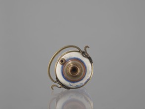 Water pipe, lotuses, ducks, smoking accessories, Southeast Asia culture, ceramics, blue and white