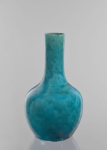 Vase-bottle; maker, cracklework decoration; uniform blue-green glaze with fine cracklework;