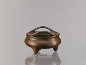 Li-type incense burner, Chinese, Li-type ritual/ceremonial vessel, Ming style Xuande, 1426–1435