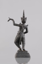 Dancer figurine, Southeast Asian art, musicians, Southeast Asia culture, 1st half of the 20th