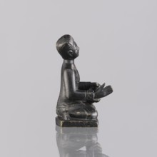 Musician figurine, Southeast Asian art, musicians, Southeast Asia culture, 1st half of the 20th