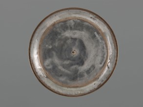 Bowl, Bowl with a flat bottom, low straight wall and slightly rounded rim; decorated with palmettes