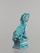 Lion fo, Chinese, Qing 1644–1911, 17th century, ceramic sculpture/figurine of a lion fo, sea green