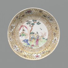 Plate, Chinese, figural scenes, openwork, colored porcelain, ceramics, plant ornaments, Qing