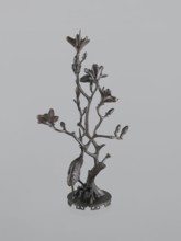 Candlestick shokudai, Japanese, magnolias, Meiji 1868–1912, candlesticks, plant tendril, cranes