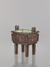 Fangding incense burner, Narozno Eckersdorf, Chinese art; fangding vessel; Chinese;