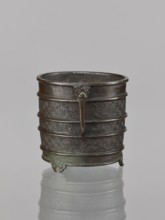 Incense burner, Chinese, Qing dynasty 1644–1911, 17th century, vessel with two handles,