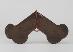 Gong, Chinese, Qing 1644–1911, 18th century, idiophone percussion instrument. Bronze gong with