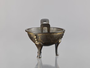 Ding incense burner, Chinese, Qing dynasty 1644–1911, 19th century, bronze vessel censer used for