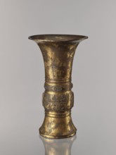 Zun vase, Chinese, ceremonial vessel zun, decorated with taotie masks and fantastical beasts,