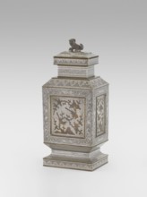Teapot with a lid, Teapot with a profiled foot and neck, with a rectangular lid topped with a