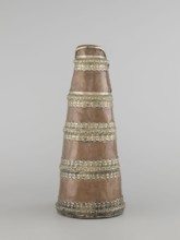 Tea pot, maker, craft: vessel teapot/kettle, Tibetan; 19th century; jug tapering towards the top