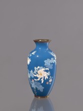 Vase with chrysanthemums, ca. 1900 Meiji 23, Japan, Nagoya; cloisonné enamel; vessel; height 18.0
