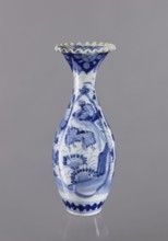 Vase, ceramics, blue and white porcelain, Japanese art, plant ornaments; 19th/20th century, Japan;