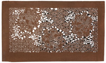 Dyeing stencil katagami with a motif of rhomboidal flower rosettes and birds hanabishi ni tori