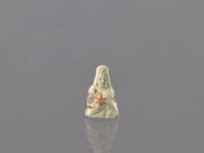 Seated female figure - Guanyin, gift, repossession, female images, Japanese art, ceramics,