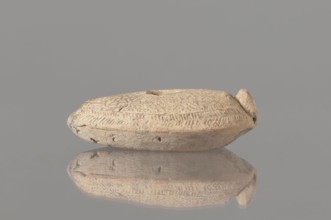 Oil lamp, Islamic art, Arabic culture, Umayyad dynasty 661–750, Hisham II Umayyad caliph; 691–743,
