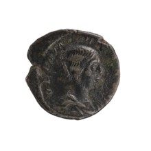 Denarius, Elagabalus Roman emperor 218–222. Obverse: Draped bust of Julia Maesa facing right, pearl