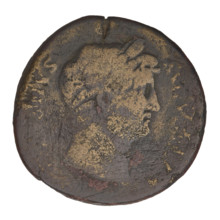 sestertius of Hadrian (76–138 CE; Roman emperor 117–138). Obverse: head of Hadrian with laurel