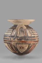 Stamnos; geometric motifs; Southern Italic pottery; Globular vessel with a small, flattened bottom