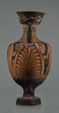 Red-figure amphora, Apulian workshop, repossession; Classical Period vessel (3rd quarter of the 4th