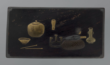 Box with a lid. Decorative motif on the lid made of gold and silver takamaki-e. Brown lacquer,
