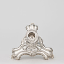 Etazera by Józef Fraget (Warsaw; silver and plated goods factory; 1824–1945). Three-tiered platter