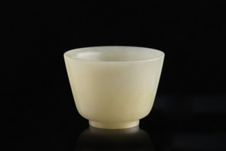 Bowl on a foot; maker: Fyodor Vasilyevich Rubiec-Masalski (1865–1920?); Chinese; maker: Jerzy
