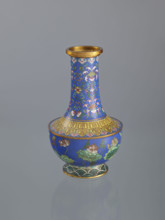 Vase, maker: Rubiec-Masalski; Fyodor Vasilyevich (1865–1920?); Tulisov, Jerzy (1943– ). Chinese