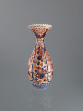 Vase with peonies, Imari style, Meiji period (1868–1912), decorated with sakura and phoenix (hoo)