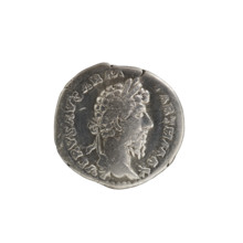 Denarius of Lucius Verus (130–169; Roman emperor 161–169), obverse: head of Lucius Verus in laurel