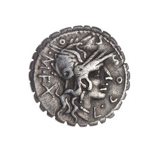 Denarius serratus; publishers: L. Cosconius (fl. 118 BC), L. Licinius Crassus (fl. 118 BC), Cn.