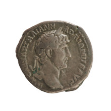 denarius, Hadrian (76–138; Roman emperor 117–138); obverse: head of the emperor with a laurel
