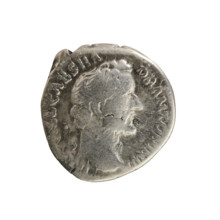 Denarius, Antoninus Pius (86–161; Roman emperor 138–161). Obverse: emperor's bust right,