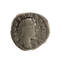Denarius, Marcus Aurelius (121–180; Roman emperor 161–180), posthumous issue of Antoninus Pius
