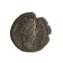 Denarius, Antoninus Pius (86–161; Roman emperor 138–161) and Faustina the Elder (98–141; Roman