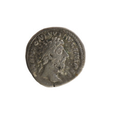 Denarius, Marcus Aurelius (121–180; Roman emperor 161–180). Obverse: head of Marcus Aurelius with a