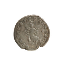 denarius, Marcus Aurelius (121–180; Roman emperor 161–180); obverse: head of Marcus Aurelius with