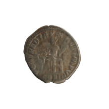 Denarius, Marcus Aurelius (121–180; Roman emperor 161–180). Obverse: head of Marcus Aurelius with a