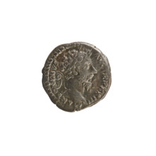 denarius, Marcus Aurelius (121–180; Roman Emperor 161–180); obverse: head of Marcus Aurelius with a