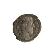 Denarius, Marcus Aurelius (121–180; Roman emperor 161–180). Obverse: head of Marcus Aurelius with a
