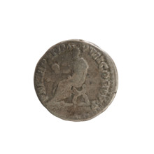 Denarius of Commodus (161–192; Roman emperor 177–192). Obverse: laureate head of the emperor right;