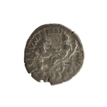 Denarius of Commodus (reigned 177–192 CE), Roman Empire, dated 186–189 CE. Silver coin (weight 2.63