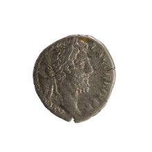 Denarius of Commodus (161–192; Roman emperor 177–192). Obverse: Emperor's bust right, wearing a