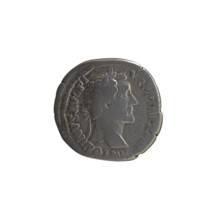 Denarius of Antoninus Pius (86–161; Roman emperor 138–161). Obverse: head of the emperor in a