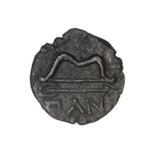bronze coin, Pantikapaion; obverse: head of beardless Satyr in an ivy wreath to the left; reverse: