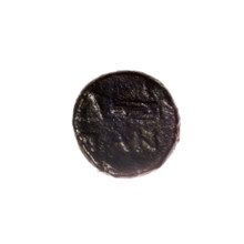Bronze coin from Pantikapaion; obverse: head of Apollo to the right; reverse: bow in a gorythos to