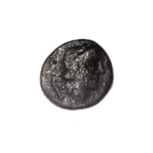 Bronze coin, Pantikapaion; obv: head of Apollo right; reverse: laurel wreath, inscription below;